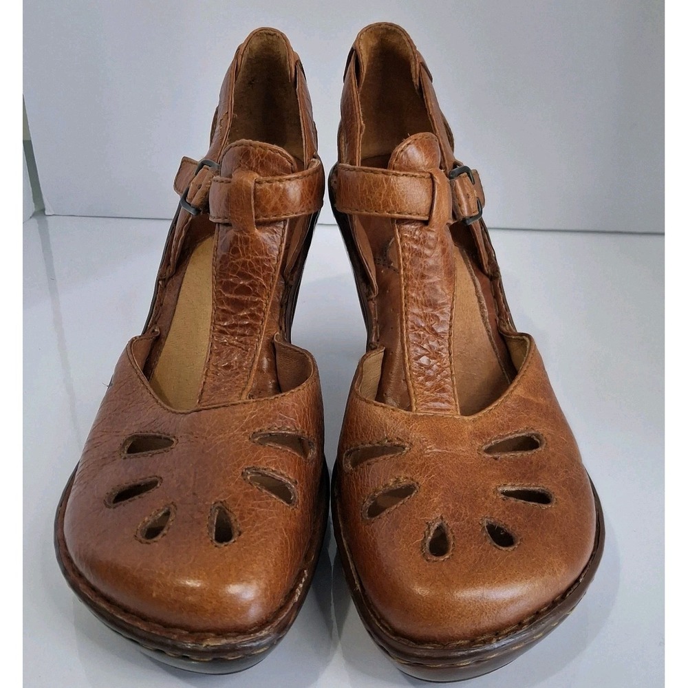 Born Womens Shoes Charisma T Strap Mary Jane Leather Round Toe Tan Heels Sz 9 - Picture 9 of 13